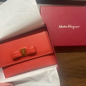 Authentic Ferragamo vara bow credit card holder